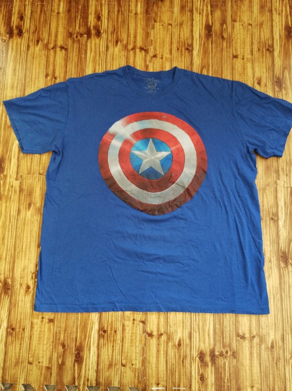 Marvel Captain America Distressed Shield Shirt Men's 2XL Royal Blue Avengers